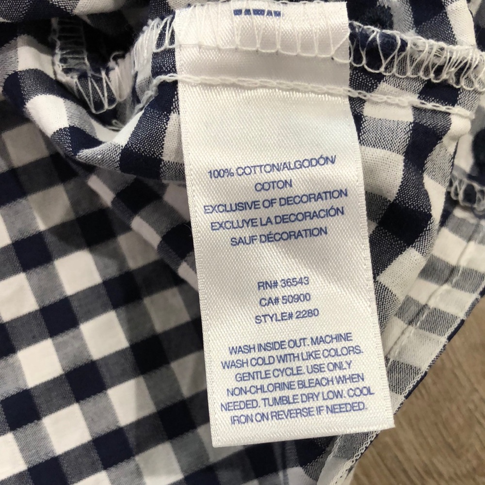 NWOT - IZOD Navy and White Gingham Sleeveless Top w/Embroidery - Picture 3 of 6